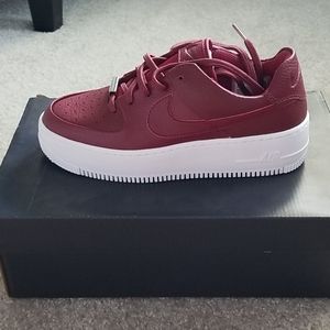 Rare Nike Air Force 1 Sage Low